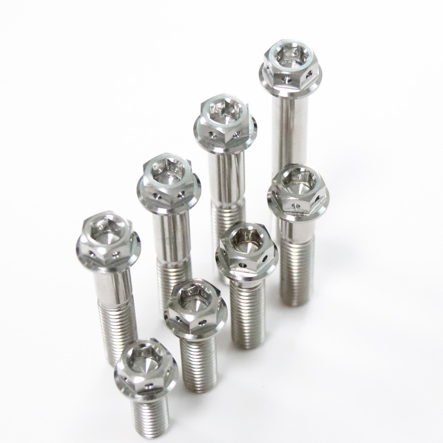 RTAMO Titanium Flange Head with Hole Bolt M8