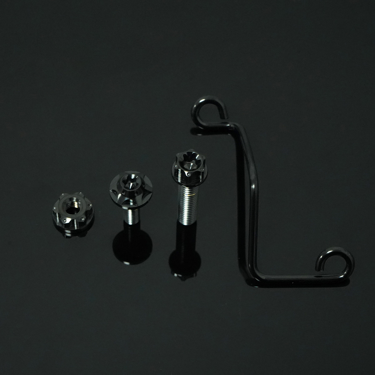 Titanium Oil Cup Bracket-Wire Model